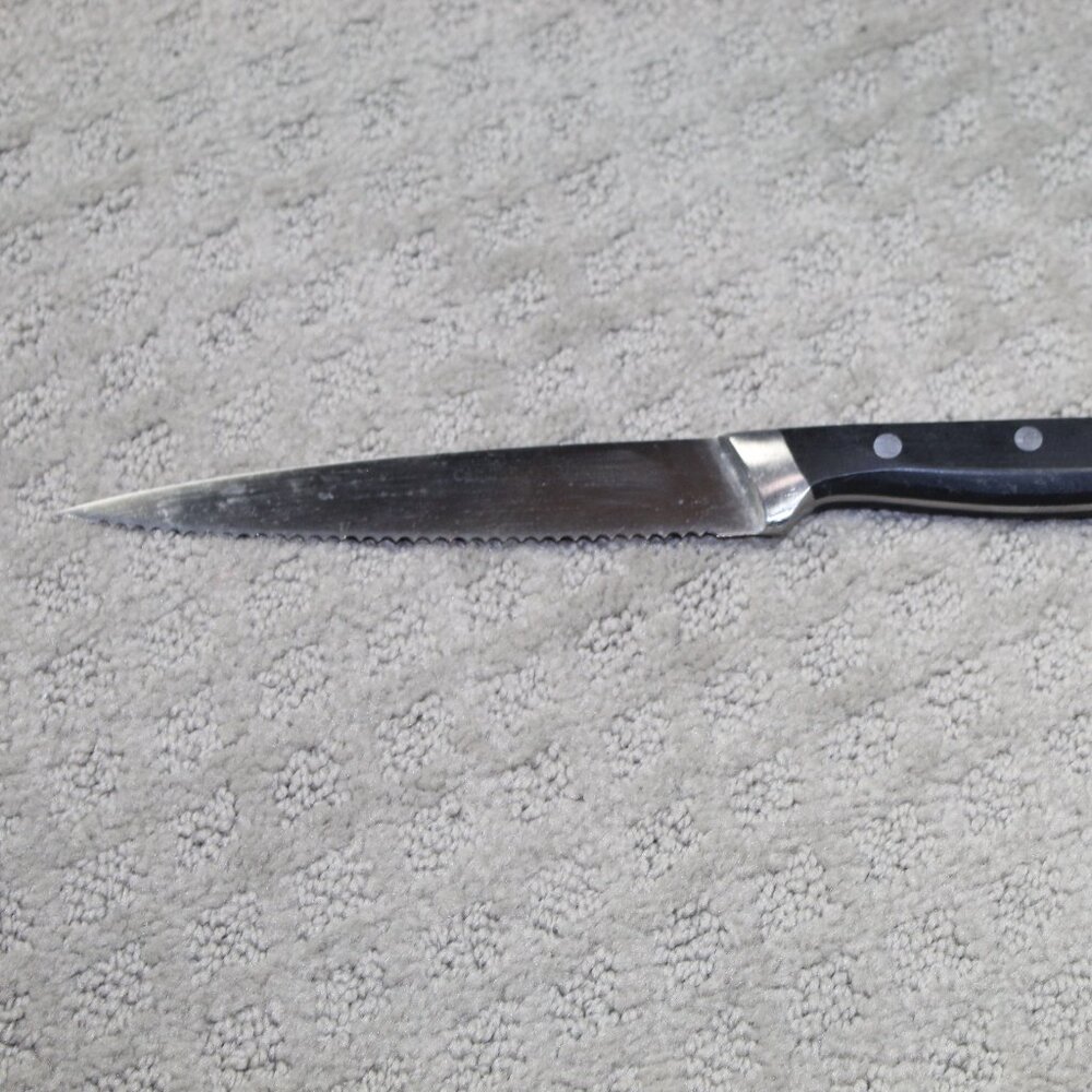Calphalon CLASSIC 6" Serrated UTILITY Knife, FORGED Blade, NO Stain